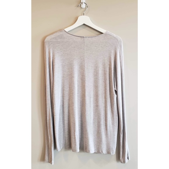 Wilfred V-Neck Tee - Picture 2 of 3